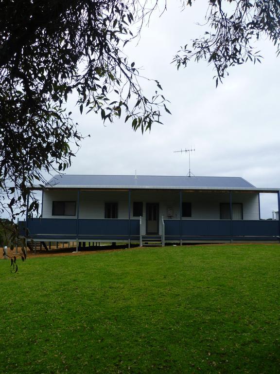 Nutkin Lodge Nornalup Bagian luar foto